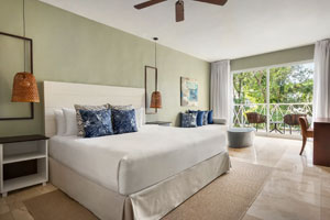 Adults Only Sun Club Junior Suite Pool View at Sunscape Coco Punta Cana
