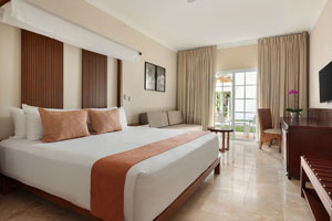 Deluxe Tropical View Rooms at Sunscape Coco Punta Cana